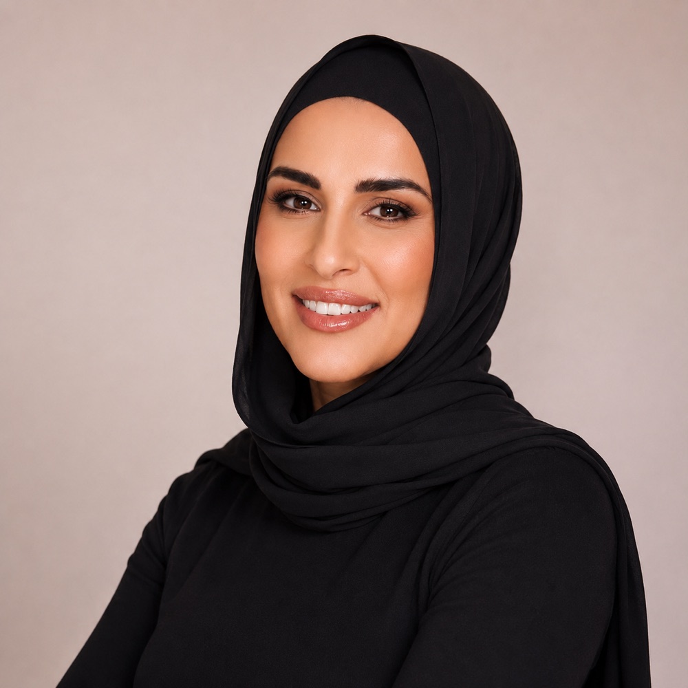 Inaya Bazzi, master eyebrow artist at Evolve Skin & Wellness